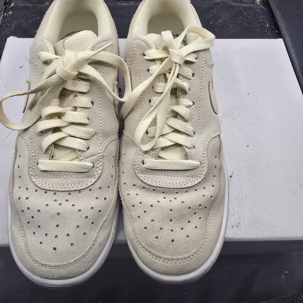 Nike Cream‎ Mesh Sneakers